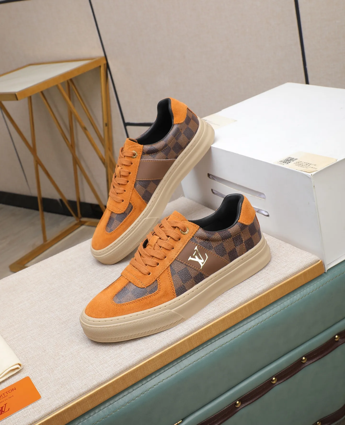 Men's shoes 💰420 📛📛(Niuli) high-end [LOUIS VUITTON】Louis Vuitton official website synchronizes new products👟Milan fashion catwalk style🇰🇾🇰🇾LV house logo, celebrity style, a must-have for fashionistas⚠️First-layer calfskin➕Cowhide lining➕Official website original original outsole👞Number 38-44